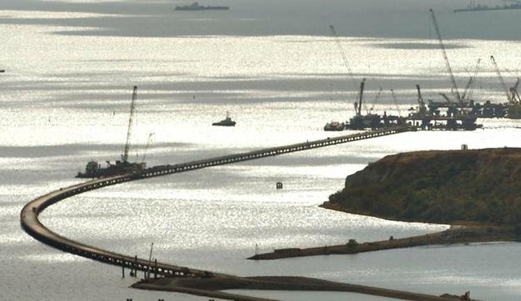 Судоходные арки Керченского моста построены на 70%