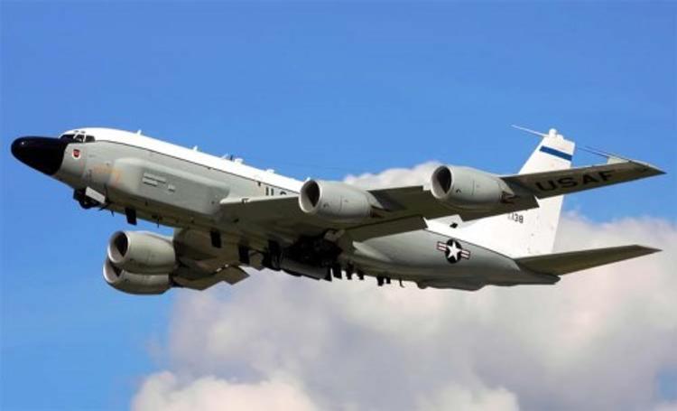 У границ Калининградской области обнаружены самолеты США