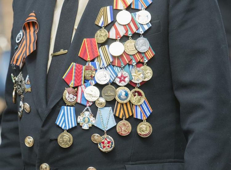 Перед Днем Победы у ветерана украли боевые награды