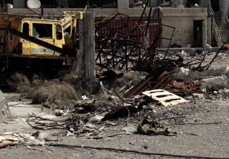 Боевики взорвали автобус, ехавший по шоссе из Дамаска