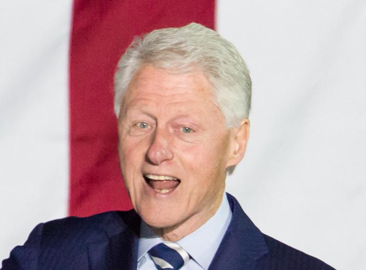 Билл Клинтон намерен написать триллер о президенте США