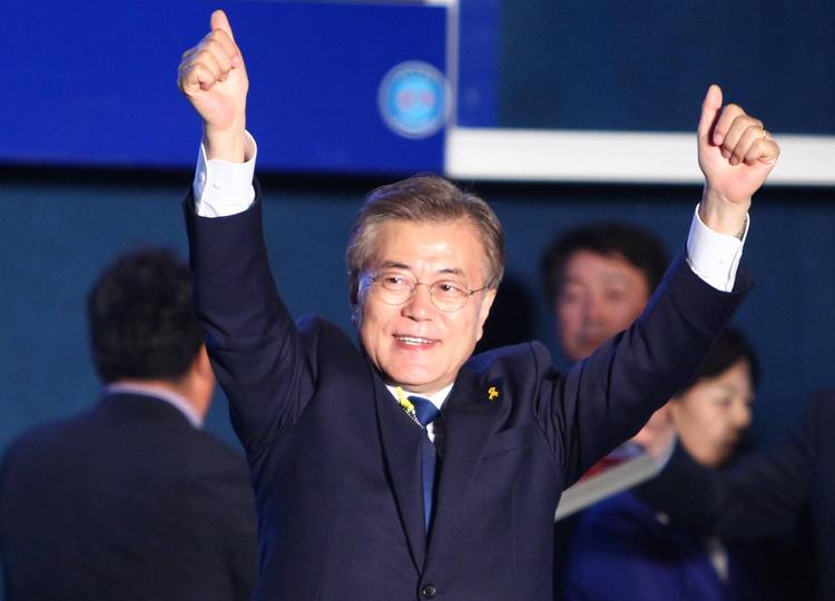 Новый президент Южной Кореи заявил о готовности посетить КНДР
