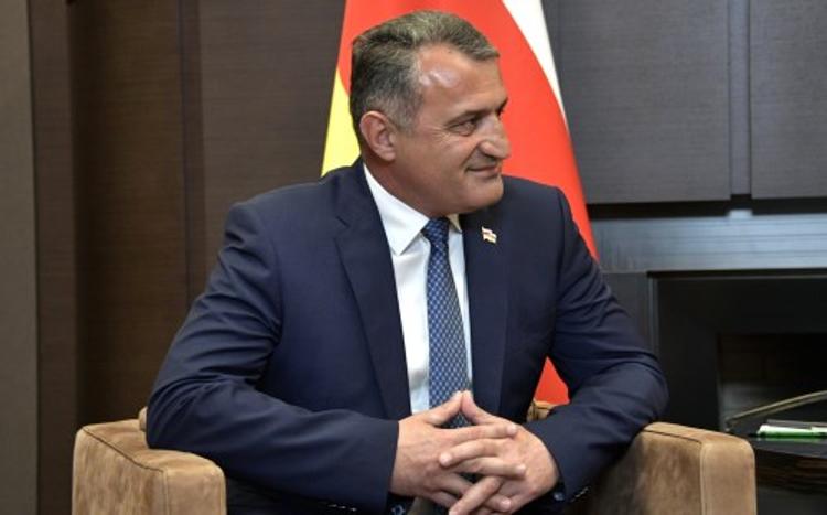 Южная Осетия и ДНР подписали договор о сотрудничестве