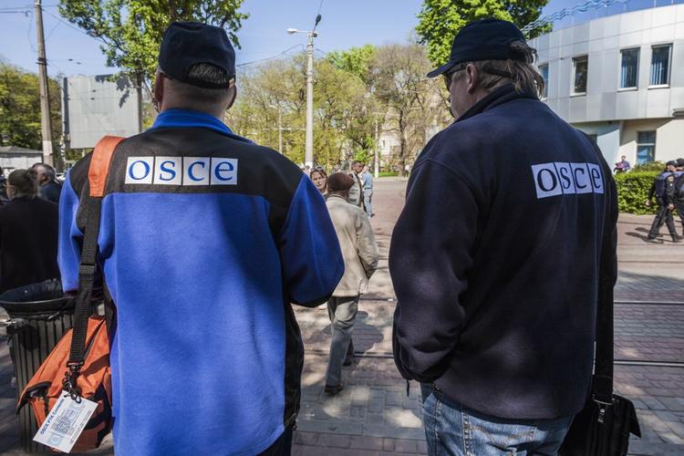 Наблюдатели ОБСЕ едва не подорвались на мине в ДНР