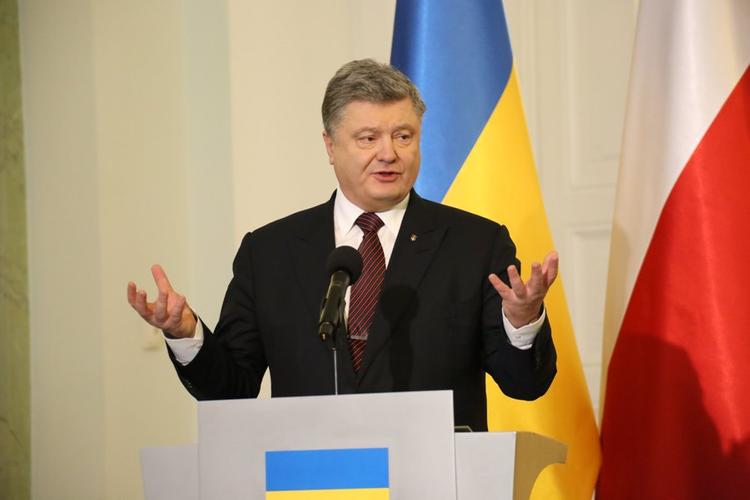 Порошенко заявил об окончательном «отходе» Украины от России