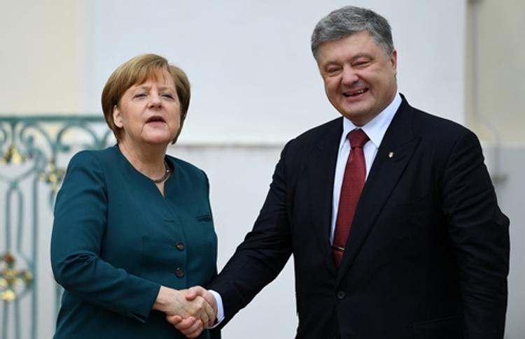 Порошенко с Меркель договорились о давлении на Россию