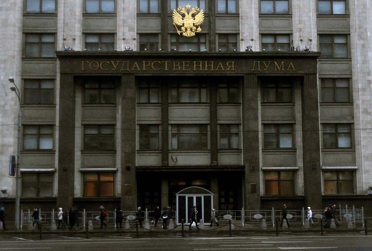 Глава фракции "Единая Россия" назвал шантажом угрозу Шуманова в адрес Поклонской