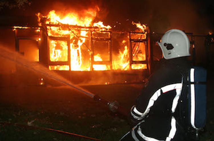 Из горящего дома в Ялте эвакуировали 35 человек
