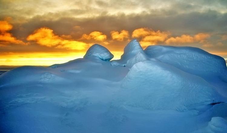 Спецслужбы США прячут в ледниках Антарктиды древнюю расу великанов