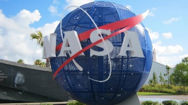 НАСА презентовало внедорожник для Марса (ВИДЕО)