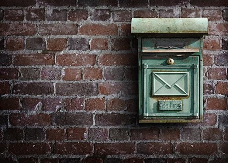 В Чите уволили женщину-почтальона, которая не доставила 2 тонны писем