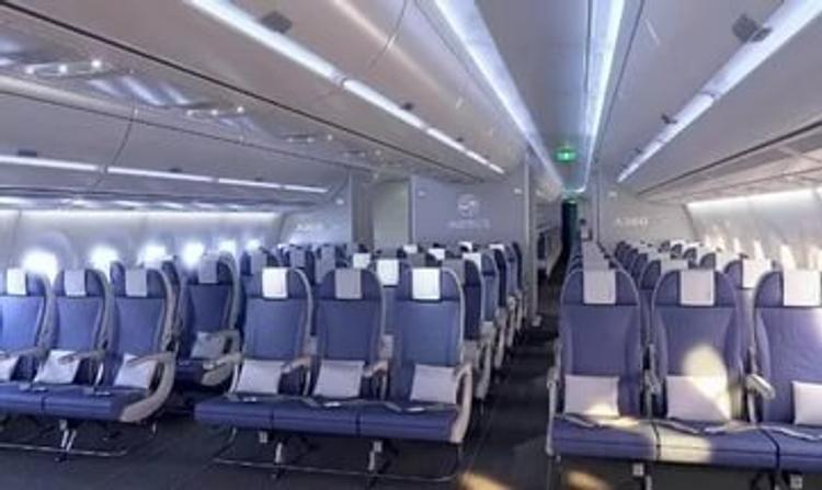 Airbus презентовал новую версию крупнейшего в мире пассажирского самолета