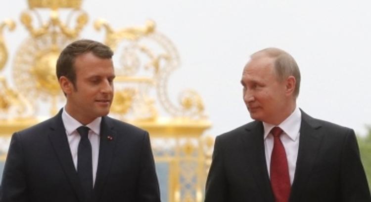 Президент Франции Макрон признался, что уважает Владимира Путина