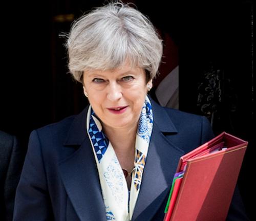 Мумия не возвращается – из Терезы Мэй не получилось «железной леди»