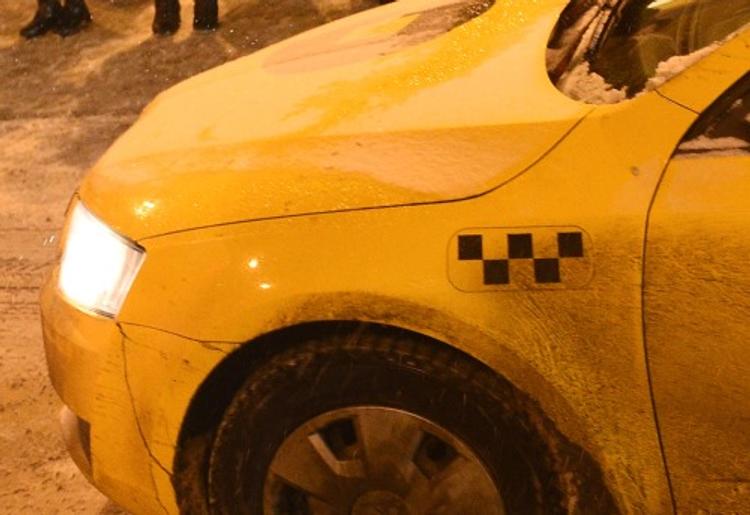 Таксист устроил массовое ДТП в центре Москвы (ВИДЕО)