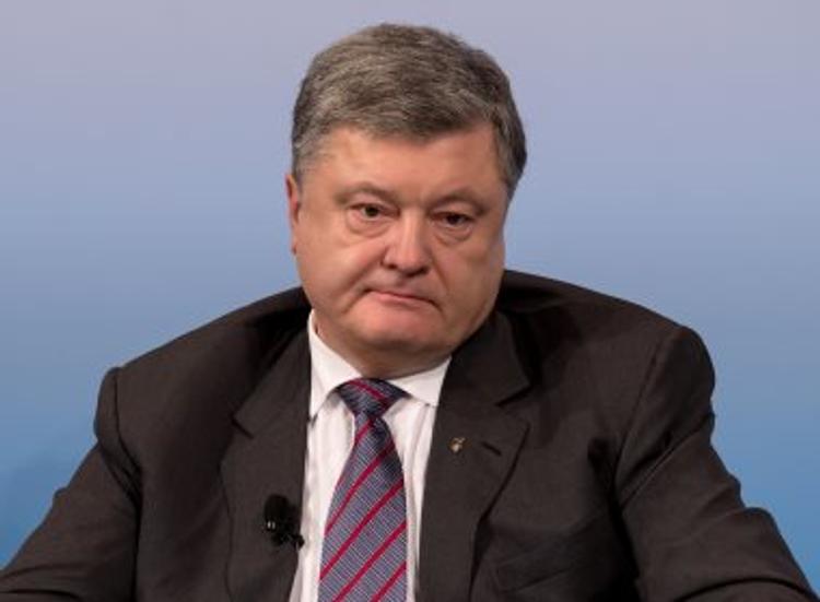 Петр Порошенко обвинил Россию в краже украинской истории