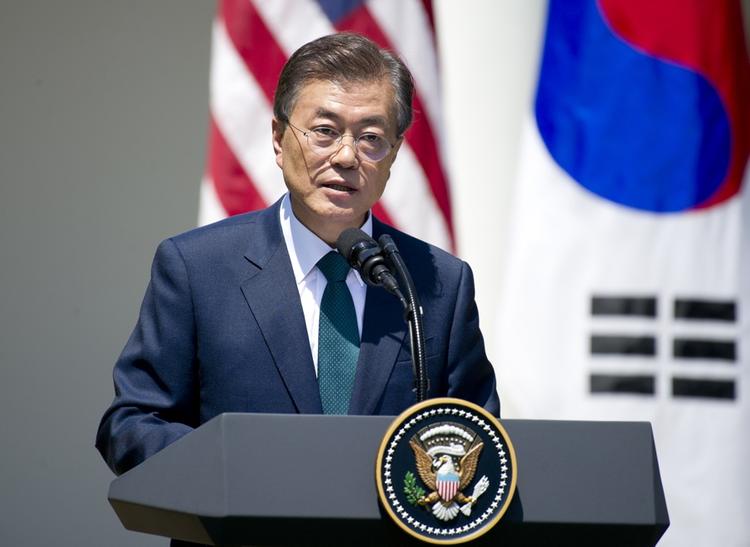 Лидер Южной Кореи назвал условия для диалога с КНДР
