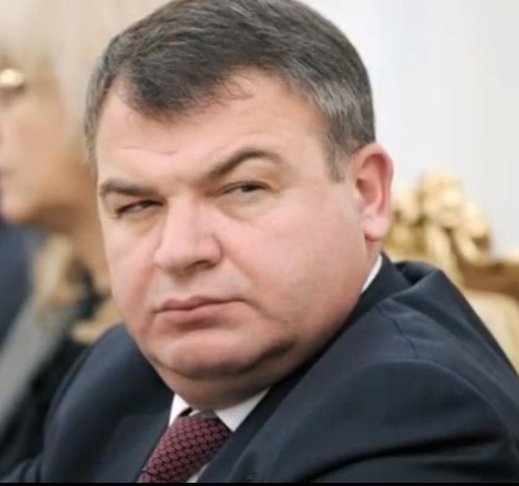 Сердюков возглавил еще и совет директоров «Роствертола»