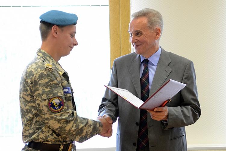 Лучшие кировские военнослужащие запаса получили награды