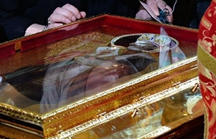В Санкт-Петербург прибыл ковчег с мощами святого Николая Чудотворца