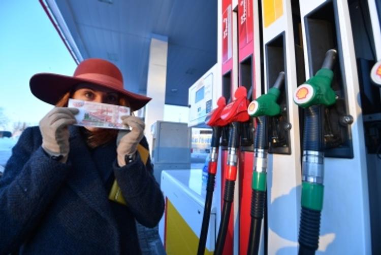 В России снова растут цены на бензин