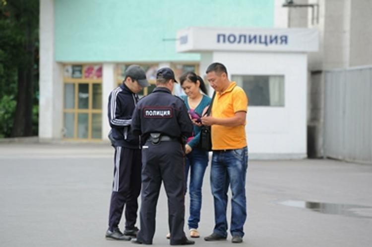 Для мигрантов в России полиция готовит еще один штраф