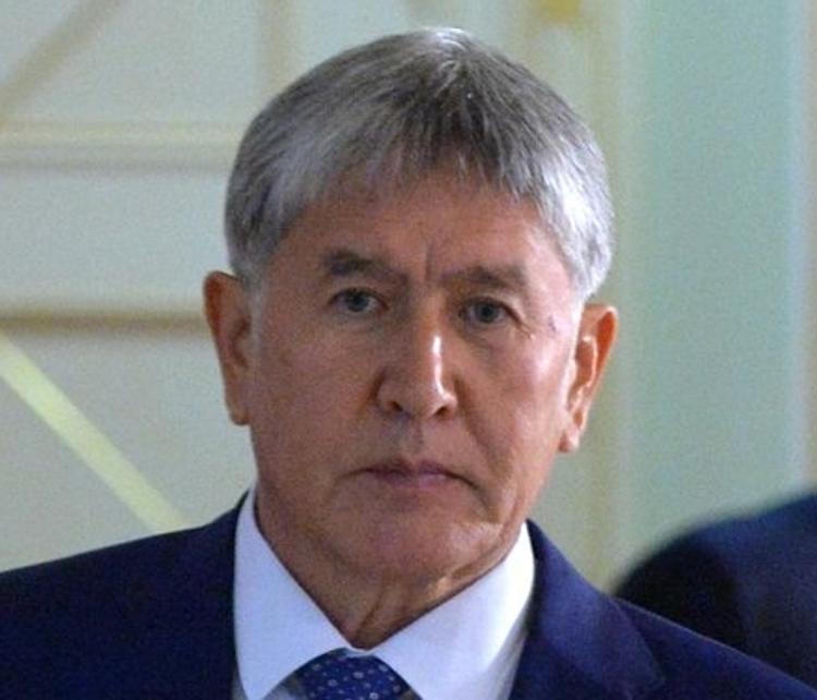 Глава Киргизии: стране угрожали ракетными ударами из-за базы США