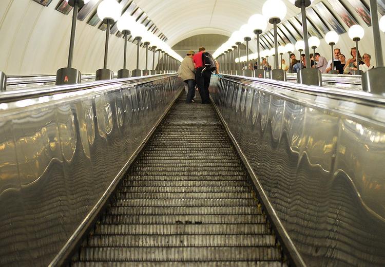 Количество зеркал для селфи в московском метро увеличится