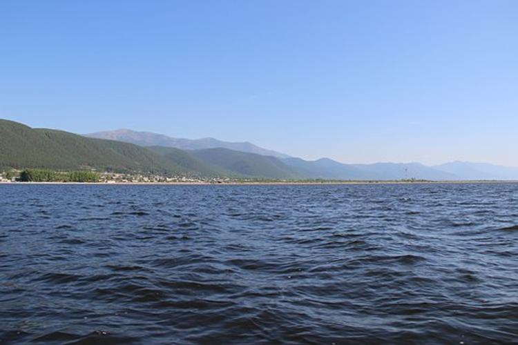 Туристы на несколько суток застряли на острове Ольхон на Байкале из-за  парома