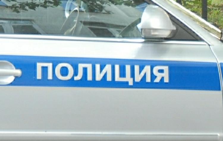 Автомобилист протаранил полицейскую машину в центре Екатеринбурга
