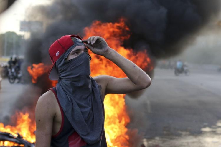 Венесуэльские военные подняли мятеж против Мадуро