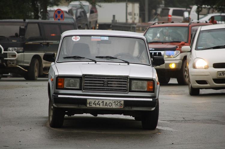 Экологический налог ударит по владельцам дешевых автомобилей