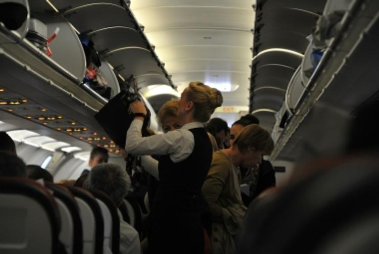 Американскую стюардессу уволили за фотоблог о неадекватных пассажирах