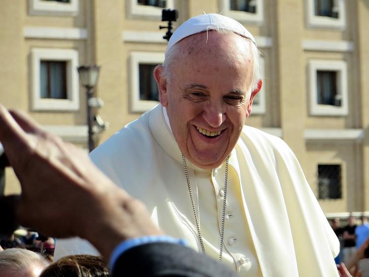 Теологи обвинили Папу Римского Франциска в распространении ереси