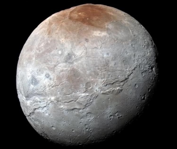 Иследователи раскрыли тайну "лезвий" Плутона