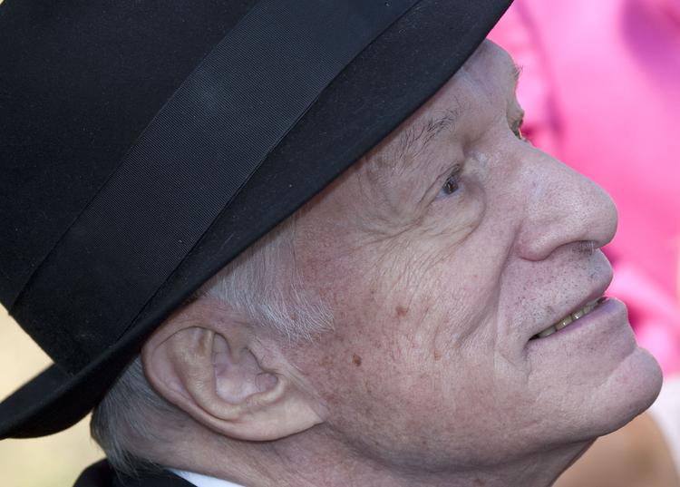 Основатель "Playboy" Хью Хефнер завещал похоронить себя рядом с Мэрилин Монро