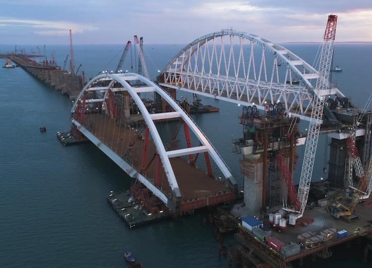 После моста в Крым начнётся строительство моста на Сахалин