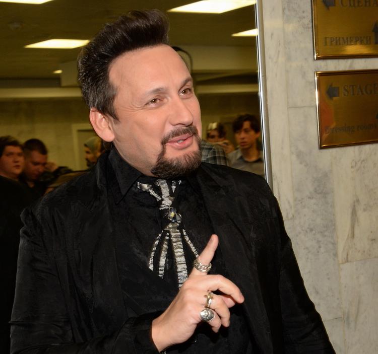 Директор Стаса Михайлова опроверг новость об отмене его концертов