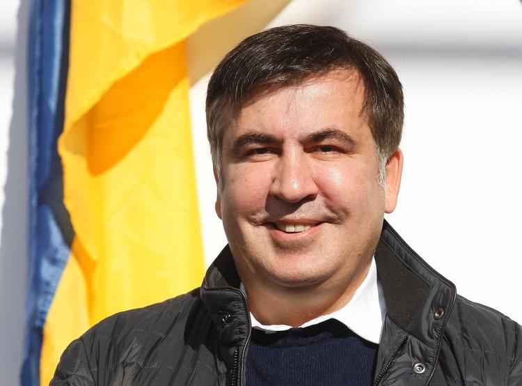 Саакашвили поселился в палатке у здания Рады