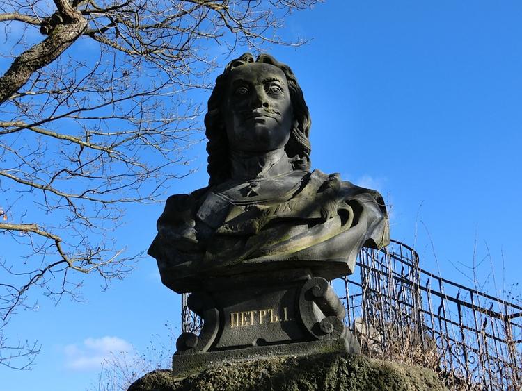 Клад времен Петра I обнаружен в центре Москвы