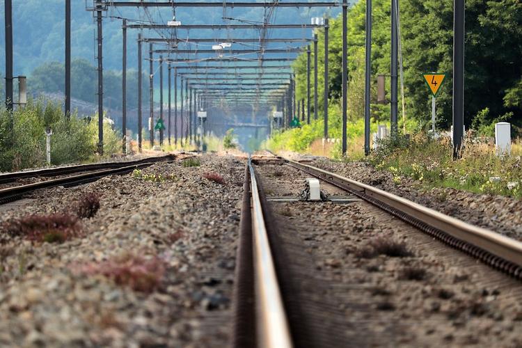 Движение электричек в сторону Красногорска нарушено из-за ЧП в поезде