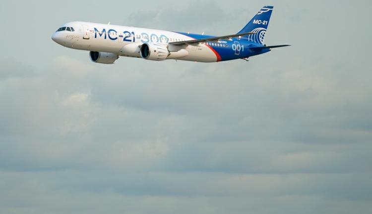 Самолёт МС-21 в ходе лётных испытаний в Подмосковье набрал высоту 12 км