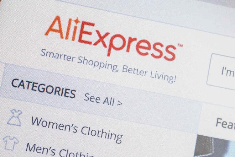 Интернет-магазин AliExpress решил сократить сроки доставки товаров гражданам РФ