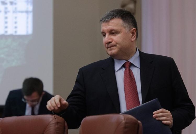 Верховная рада отказалась уволить главу МВД Арсена Авакова