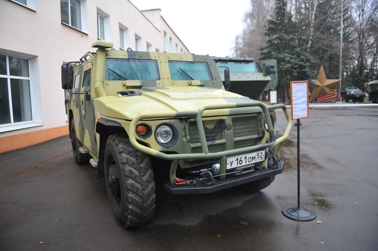 Партия броневиков "Тигр" досрочно поставлена Министерству обороны РФ