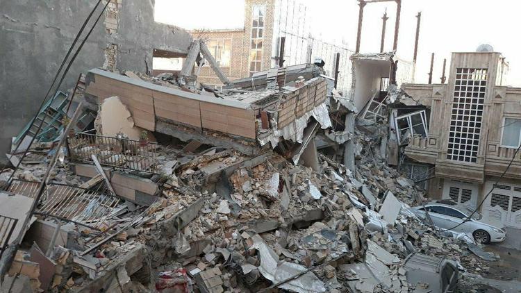 Количество жертв землетрясения в Иране вновь возросло
