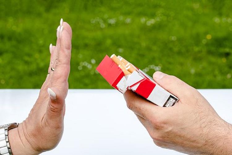 В России изменен дизайн пачек сигарет
