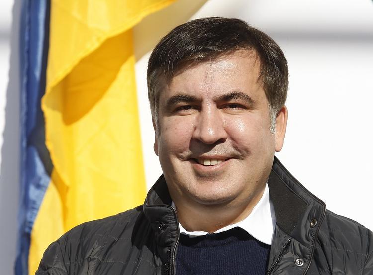 Саакашвили напоили чаем и разрешили перезимовать на Украине