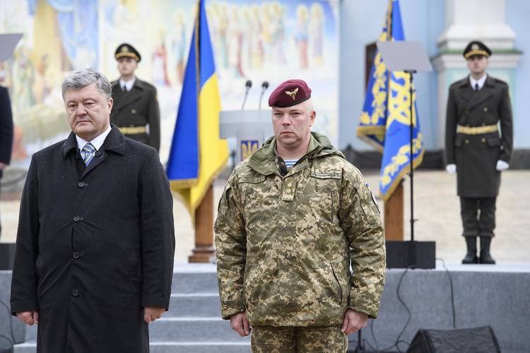 Порошенко назвал реальные потери украинской армии в Донбассе