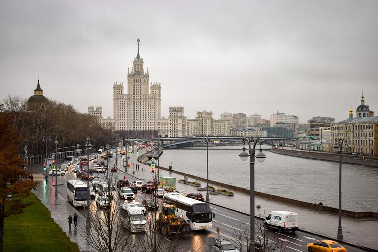 Роспотребнадзор отыскал причину неприятного запаха в Москве